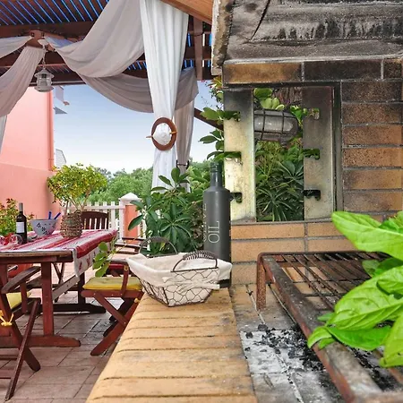 Angela Pool Apartament Agios Georgios Pagon
